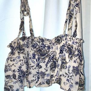 AE crop top